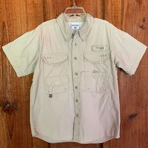 Columbia Beige PFG Fishing Shirt Short Sleeve Boys Size Small Youth